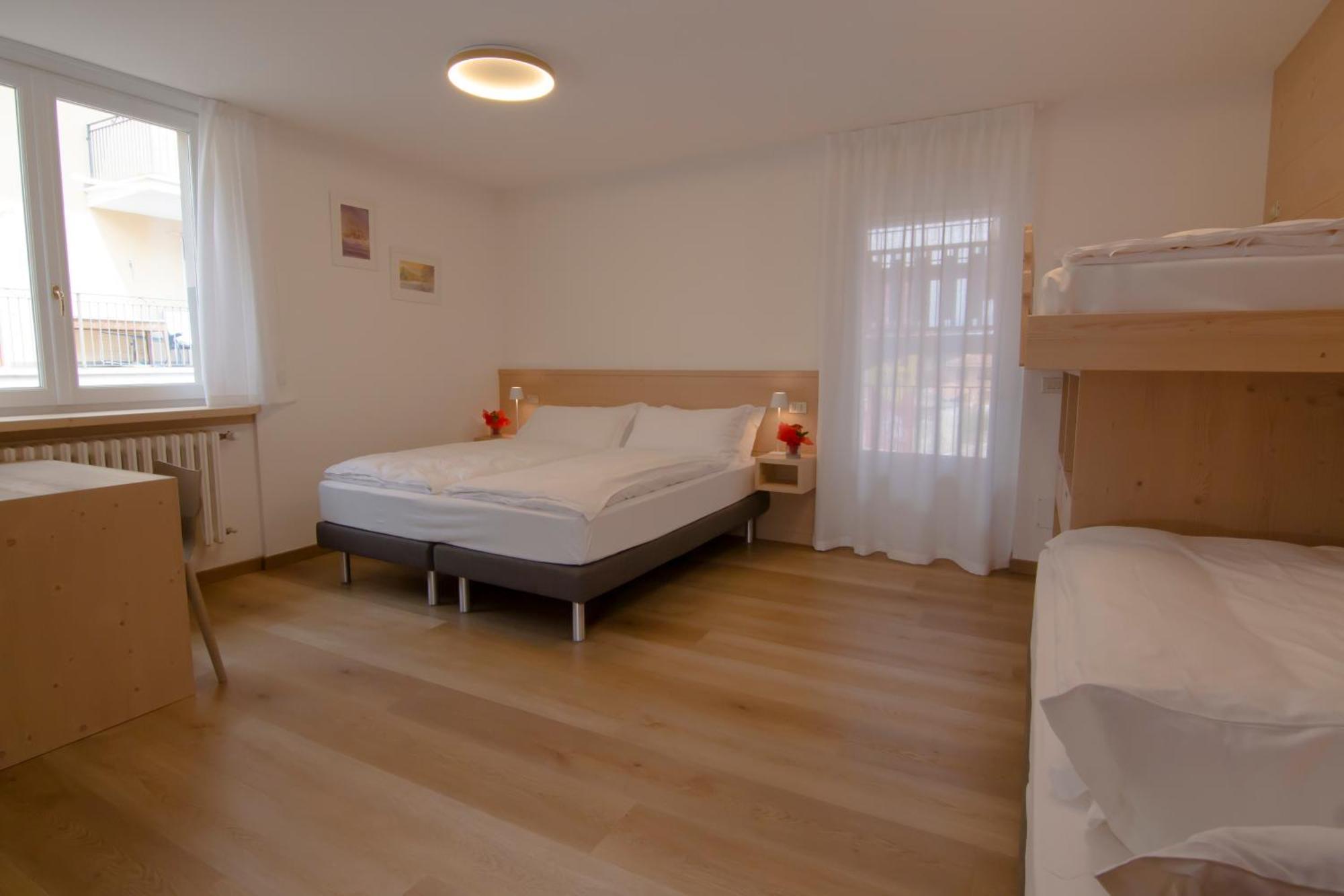 Hotel Miralago Bossico Værelse billede